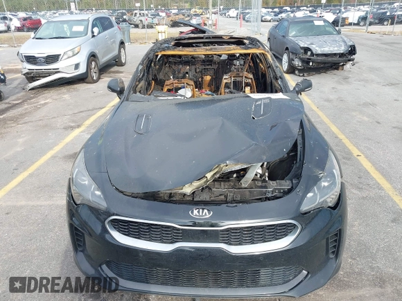 2018 Kia Stinger Premium with VIN KNAE25LA1J6011067, listed as a IAAI auction lot 40893308 with 20 mi miles. Bid and sale history available at carsss.com. Image 6.