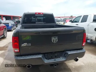 2015 Ram 1500 SLT z VIN 1C6RR6GT7FS742111, wystawiony jako IAAI lot #42469927 z przebiegiem 111 130 mil mil oraz . Historia ofert i sprzedaży dostępna na DreamBid. Obrazek 16.