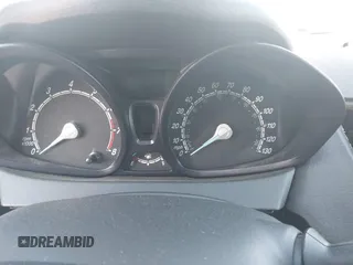 2014 Ford Fiesta S с VIN 3FADP4AJ7EM196217, выставлен на аукционе IAAI как лот 42263196 с пробегом Не указан миль и . История ставок и продаж доступна на DreamBid. Изображение 7.