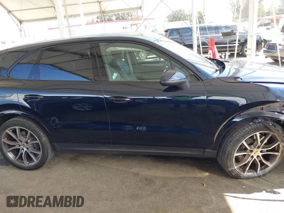 2023 Porsche Cayenne с VIN WP1AA2AY3PDA03428, выставлен на аукционе IAAI как лот 42003079 с пробегом 2 564 миль миль и . История ставок и продаж доступна на DreamBid. Изображение 13.
