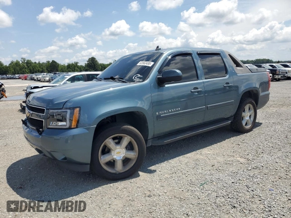 2008 Chevrolet Avalanche 3LT z VIN 3GNEC120X8G262669, wystawiony jako Copart lot #63563495 z przebiegiem 301 581 mil mil oraz Szkoda całkowita • Salvage title. Historia ofert i sprzedaży dostępna na DreamBid. Obrazek 1.