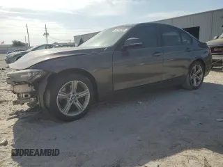2014 BMW 3 Series 320i xDrive with VIN WBA3C3G54ENS69147, listed as a Copart auction lot 54104295 with 137,547 mi miles and Clean Title. Bid and sale history available at carsss.com. Image 1.