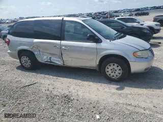 2006 Chrysler Town & Country LWB LX with VIN 2A4GP44R46R887489, listed as a Copart auction lot 61484414 with 159,810 mi miles and Salvage Title. Bid and sale history available at carsss.com. Image 4.