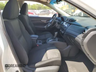 2017 Nissan Rogue SV с VIN KNMAT2MV7HP543653, выставлен на аукционе Copart как лот 54746125 с пробегом 184 086 миль миль и Списание • Salvage title. История ставок и продаж доступна на DreamBid. Изображение 7.
