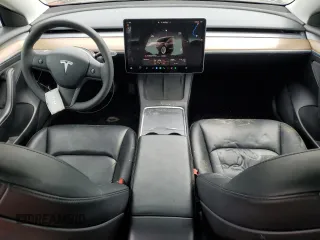 2022 Tesla Model 3 z VIN 5YJ3E1EA3NF287431, wystawiony jako Copart lot #58209025 z przebiegiem 96 549 mil mil oraz Czysty tytuł • Clean title. Historia ofert i sprzedaży dostępna na DreamBid. Obrazek 8.