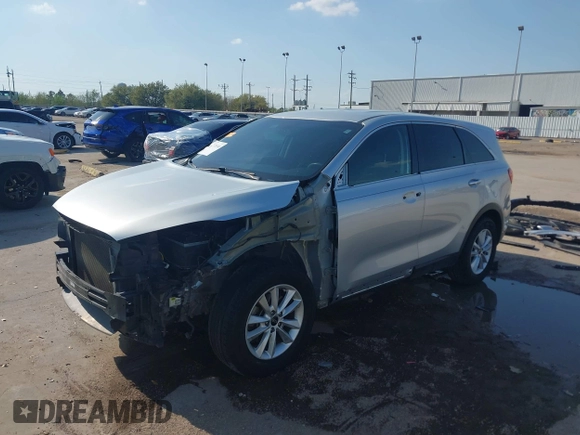 2020 Kia Sorento LX with VIN 5XYPG4A39LG675807, listed as a IAAI auction lot 41871304 with 124,689 mi miles. Bid and sale history available at carsss.com. Image 22.
