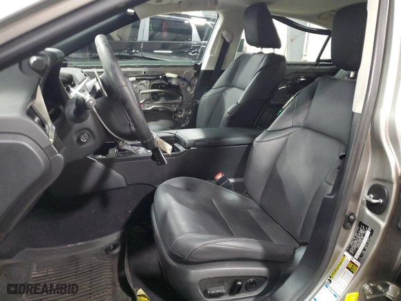 2021 Lexus ES with VIN 58AD11D10MU007590, listed as a Copart auction lot 82584724 with 5,470 mi miles and Salvage Title. Bid and sale history available at carsss.com. Image 7.