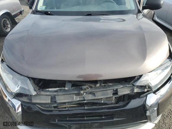 2017 Mitsubishi Outlander ES with VIN JA4AZ2A38HZ000697, listed as a Copart auction lot 48722775 with 71,900 mi miles and Salvage Title. Bid and sale history available at carsss.com. Image 12.