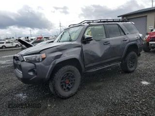 2022 Toyota 4Runner SR5 Premium с VIN JTENU5JR3N6067471, выставлен на аукционе Copart как лот 50493315 с пробегом 42 450 миль миль и Списание • Salvage title. История ставок и продаж доступна на DreamBid. Изображение 1.