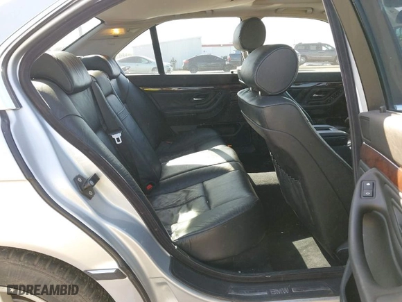 2001 BMW 7 Series 740iA with VIN WBAGG83451DN86662, listed as a IAAI auction lot 41967255 with 187,669 mi miles. Bid and sale history available at carsss.com. Image 8.