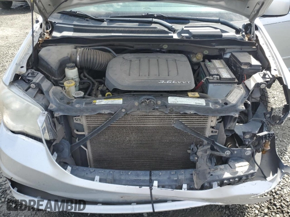 2011 Dodge Grand Caravan Crew with VIN 2D4RN5DG8BR755129, listed as a Copart auction lot 50531765 with 153,104 mi miles and Salvage Title. Bid and sale history available at DreamBid. Image 12.