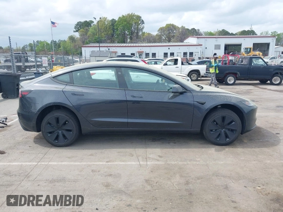 2025 Tesla Model 3 Long Range with VIN 5YJ3E1EA5SF890621, listed as a IAAI auction lot 41924915 with 6,528 mi miles and . Bid and sale history available at DreamBid. Image 13.