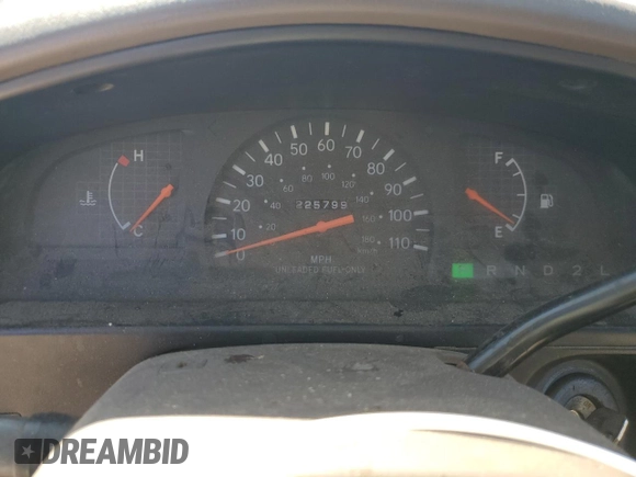 1999 Toyota Tacoma z VIN 4TAVL52N1XZ513889, wystawiony jako Copart lot #50007235 z przebiegiem 225 799 mil mil oraz Szkoda całkowita • Salvage title. Historia ofert i sprzedaży dostępna na DreamBid. Obrazek 9.