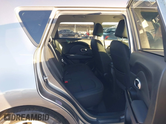 2017 Kia Soul + with VIN KNDJP3A5XH7463620, listed as a IAAI auction lot 41763654 with 79,763 mi miles. Bid and sale history available at carsss.com. Image 8.