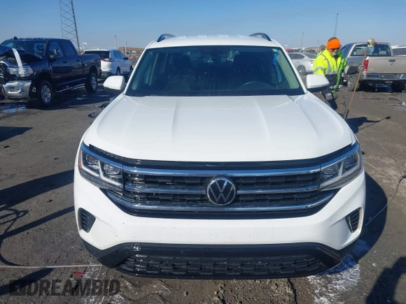 2021 Volkswagen Atlas SE z VIN 1V2WR2CA4MC514968, wystawiony jako IAAI lot #41414547 z przebiegiem 133 946 mil mil oraz . Historia ofert i sprzedaży dostępna na DreamBid. Obrazek 12.