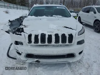 2017 Jeep Cherokee Overland с VIN 1C4PJMJS7HW575837, выставлен на аукционе Copart как лот 45963695 с пробегом 150 209 миль миль и Чистый • Clean title. История ставок и продаж доступна на DreamBid. Изображение 5.