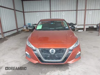 2020 Nissan Altima SR with VIN 1N4BL4CVXLN313438, listed as a IAAI auction lot 41596492 with 53,460 mi miles and . Bid and sale history available at carsss.com. Image 12.