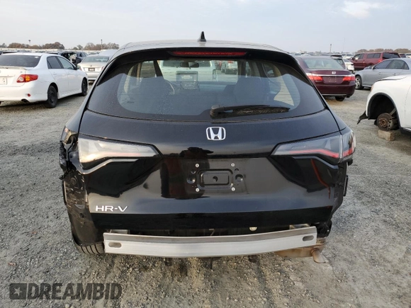 2024 Honda HR-V LX with VIN 3CZRZ1H3XRM709153, listed as a Copart auction lot 81907154 with 38,500 mi miles and Salvage Title. Bid and sale history available at carsss.com. Image 6.