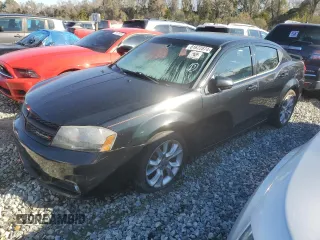 2013 Dodge Avenger R/T with VIN 1C3CDZBGXDN586073, listed as a Copart auction lot 81672874 with 195,068 mi miles and Salvage Title. Bid and sale history available at carsss.com. Image 1.