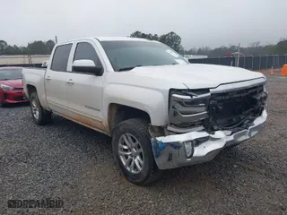 2016 Chevrolet Silverado 1500 LT with VIN 3GCPCREC7GG357789, listed as a IAAI auction lot 41521002 with 225,824 mi miles. Bid and sale history available at carsss.com. Image 1.