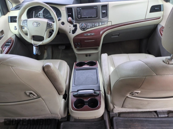2013 Toyota Sienna XLE with VIN 5TDDK3DC1DS063127, listed as a Copart auction lot 58387015 with 196,574 mi miles and Salvage title. Bid and sale history available at DreamBid. Image 8.