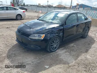 2012 Volkswagen Jetta SE with VIN 3VWDX7AJ7CM397301, listed as a IAAI auction lot 41893928 with 181,212 mi miles and . Bid and sale history available at DreamBid. Image 18.