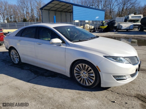 2013 Lincoln MKZ with VIN 3LN6L2J91DR805338, listed as a Copart auction lot 46789275 with 186,808 mi miles and Salvage Title. Bid and sale history available at carsss.com. Image 4.
