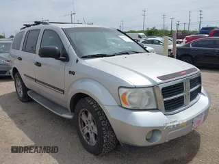 2008 Dodge Durango SLT z VIN 1D8HB48268F113746, wystawiony jako IAAI lot #42052435 z przebiegiem 193 787 mil mil oraz . Historia ofert i sprzedaży dostępna na DreamBid. Obrazek 1.