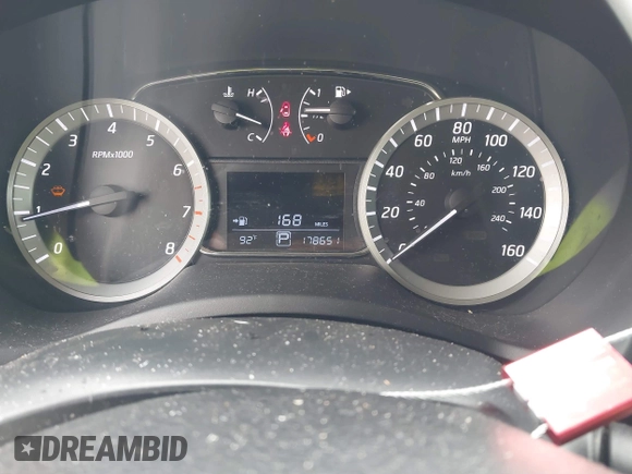 2014 Nissan Sentra S with VIN 3N1AB7AP8EL698082, listed as a IAAI auction lot 42034757 with 178,651 mi miles and . Bid and sale history available at DreamBid. Image 7.