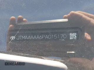 2023 Toyota bZ4X XLE z VIN JTMAAAAA6PA015170, wystawiony jako IAAI lot #42119233 z przebiegiem 64 284 mil mil oraz . Historia ofert i sprzedaży dostępna na DreamBid. Obrazek 9.