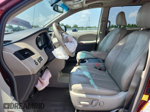 2012 Toyota Sienna XLE AAS с VIN 5TDYK3DC9CS242080, выставлен на аукционе Copart как лот 58374845 с пробегом 152 411 миль миль и Списание • Salvage title. История ставок и продаж доступна на DreamBid. Изображение 7.