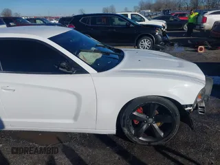2013 Dodge Charger RT with VIN 2C3CDXCT2DH664760, listed as a IAAI auction lot 41281481 with 93,086 mi miles and . Bid and sale history available at carsss.com. Image 17.