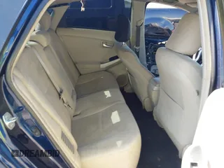 2015 Toyota Prius Four with VIN JTDKN3DU5F1954853, listed as a IAAI auction lot 40617411 with Not provided miles and . Bid and sale history available at DreamBid. Image 8.