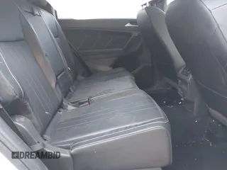 2022 Volkswagen Tiguan SE R-Line Black с VIN 3VV8B7AX2NM089612, выставлен на аукционе IAAI как лот 41271934 с пробегом 30 799 миль миль и . История ставок и продаж доступна на DreamBid. Изображение 8.