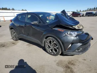 2019 Toyota C-HR XLE z VIN JTNKHMBX0K1040753, wystawiony jako Copart lot #52370615 z przebiegiem 120 056 mil mil oraz Szkoda całkowita • Salvage title. Historia ofert i sprzedaży dostępna na DreamBid. Obrazek 4.
