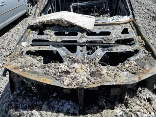 2005 Chevrolet Colorado LS Z71 z VIN 1GCDT196958230165, wystawiony jako Copart lot #54505655 z przebiegiem Nie podano mil oraz Nie do naprawy • Non repairable. Historia ofert i sprzedaży dostępna na DreamBid. Obrazek 11.