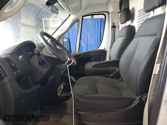 2019 Ram ProMaster Cargo with VIN 3C6TRVBG1KE547404, listed as a Copart auction lot 52637575 with 112,929 mi miles and Clean Title. Bid and sale history available at DreamBid. Image 7.