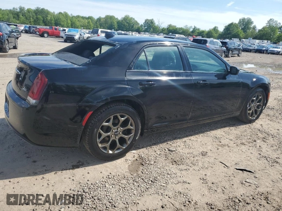 2016 Chrysler 300 S z VIN 2C3CCAGG0GH124292, wystawiony jako Copart lot #57576435 z przebiegiem 91 559 mil mil oraz Szkody całkowita. Historia ofert i sprzedaży dostępna na DreamBid. Obrazek 3.