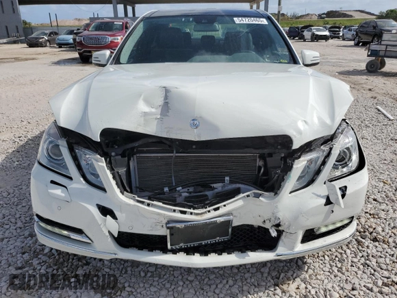 2012 Mercedes-Benz E 350 Luxury with VIN WDDHF8JB1CA535360, listed as a Copart auction lot 54720465 with 42,413 mi miles and Salvage Title. Bid and sale history available at DreamBid. Image 5.