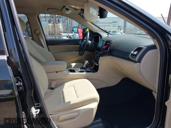 2022 Jeep Grand Cherokee Laredo X with VIN 1C4RJEAG7NC171377, listed as a IAAI auction lot 42592264 with 69,074 mi miles and . Bid and sale history available at DreamBid. Image 5.