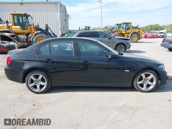 2008 BMW 3 Series 328xi with VIN WBAVC93548K045013, listed as a IAAI auction lot 42183945 with 118,454 mi miles and . Bid and sale history available at DreamBid. Image 14.