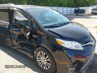 2020 Toyota Sienna XLE Auto Access Seat with VIN 5TDYZ3DC7LS035294, listed as a IAAI auction lot 42557047 with 38,986 mi miles and . Bid and sale history available at DreamBid. Image 17.
