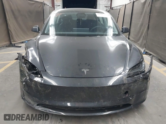 2025 Tesla Model 3 Long Range with VIN 5YJ3E1EA4SF952168, listed as a IAAI auction lot 42281783 with 3,926 mi miles and . Bid and sale history available at DreamBid. Image 12.