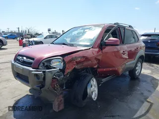 2005 Hyundai Tucson GLS with VIN KM8JN12D15U060361, listed as a IAAI auction lot 41915093 with Not Provided miles. Bid and sale history available at carsss.com. Image 6.