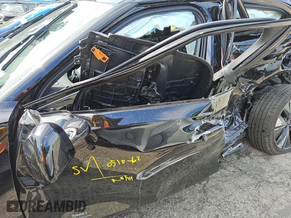 2023 Polestar 2 z VIN YSMEG3KAXPL145083, wystawiony jako Copart lot #51385435 z przebiegiem Nie podano mil oraz Nie do naprawy. Historia ofert i sprzedaży dostępna na DreamBid. Obrazek 7.