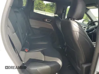 2025 Jeep Compass Limited с VIN 3C4NJDCN3ST513038, выставлен на аукционе Copart как лот 64116135 с пробегом 20 903 миль миль и Чистый • Clean title. История ставок и продаж доступна на DreamBid. Изображение 11.