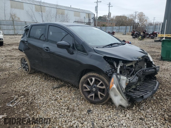 2015 Nissan Note SR z VIN 3N1CE2CP9FL392509, wystawiony jako Copart lot #81265164 z przebiegiem Nie podano mil oraz Nie do naprawy • Non repairable. Historia ofert i sprzedaży dostępna na DreamBid. Obrazek 4.