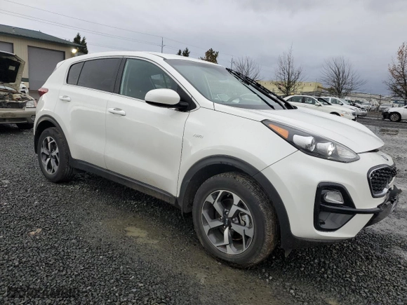 2022 Kia Sportage LX with VIN KNDPMCAC3N7965592, listed as a Copart auction lot 84891864 with 25,259 mi miles and Salvage Title. Bid and sale history available at carsss.com. Image 4.