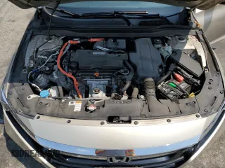 2018 Honda Accord EX-L z VIN 1HGCV3F53JA000901, wystawiony jako Copart lot #64674335 z przebiegiem 67 532 mil mil oraz Szkoda całkowita • Salvage title. Historia ofert i sprzedaży dostępna na DreamBid. Obrazek 11.