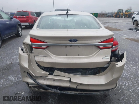 2017 Ford Fusion SE with VIN 3FA6P0HDXHR412215, listed as a IAAI auction lot 41520106 with 100,001 mi miles. Bid and sale history available at carsss.com. Image 16.